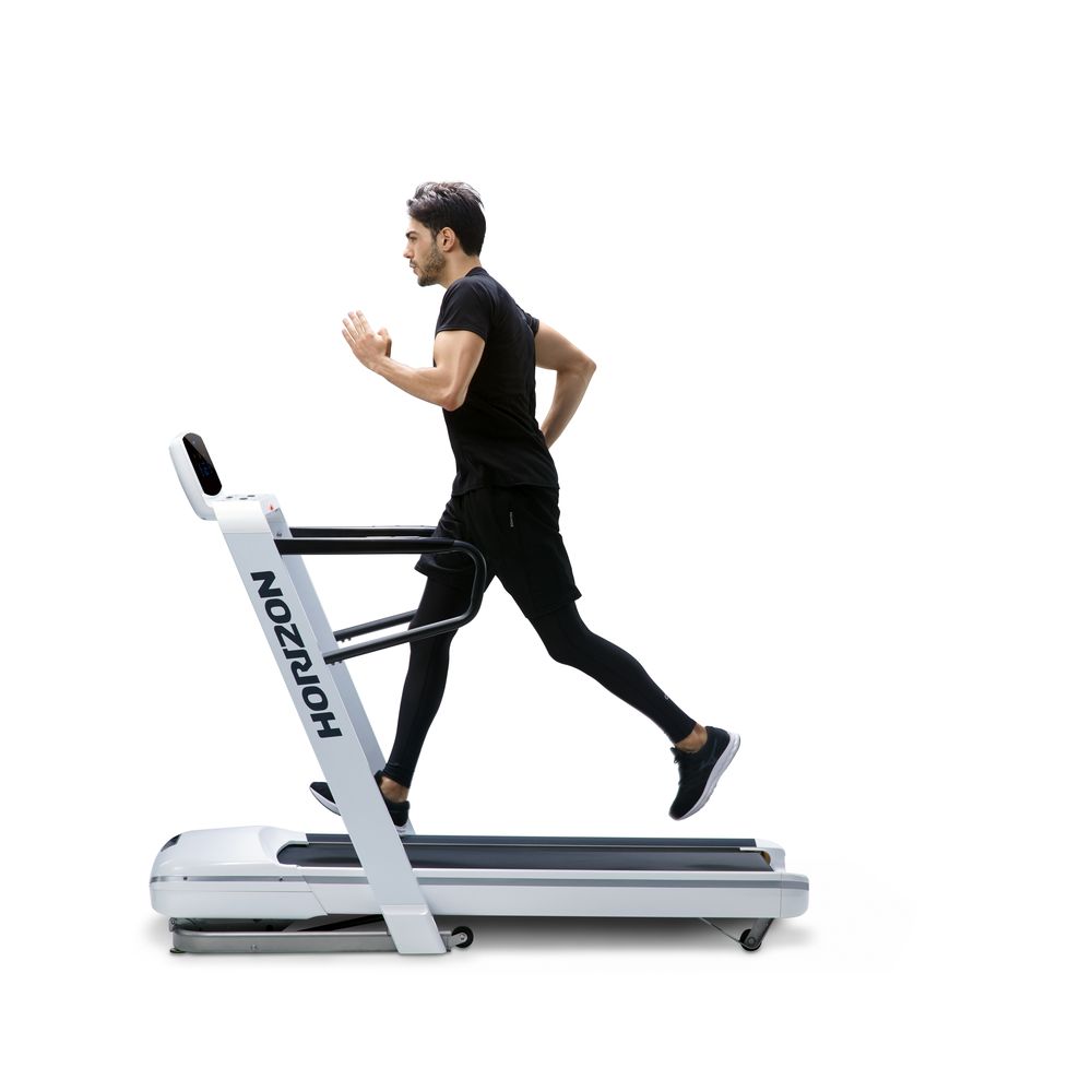 HZ19_MDPROD_male OMEGA Z_treadmill running_side.jpg